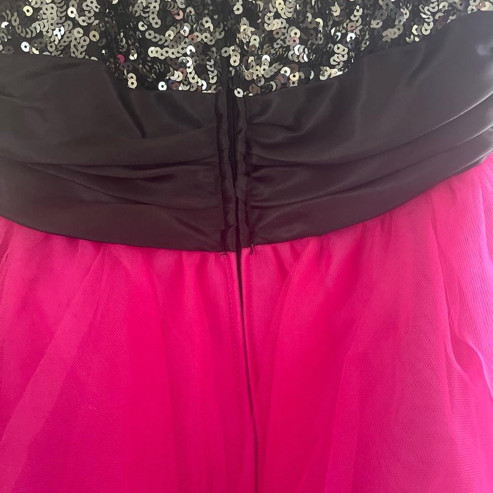 Y2K Prom Dress fits sizes 0-2. Only worn once